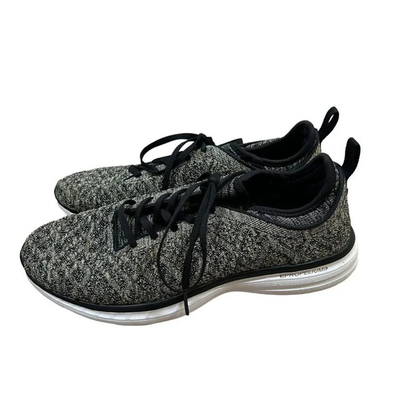 APL Techloom Phantom Runnng Sneakers Size 10 Black Gold Fused Knit Athletic - Picture 7 of 12
